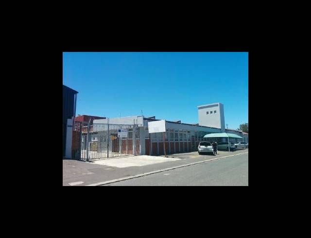 1,136M² FACTORY RENTED IN PAROW CENTRAL